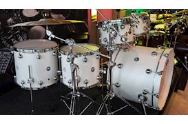 DS DRUM - REBEL CS MAPLE/POPLAR DRUMSTEL - WHITE SNAKE FINISH